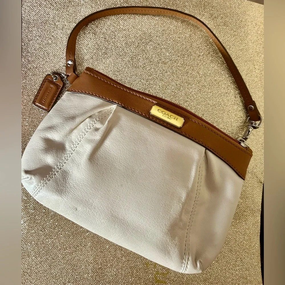 Coach Cream Leather Wristlet - Picture 2 of 6